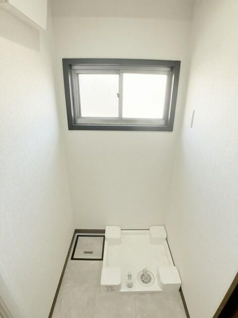 板橋ビルの洗面所