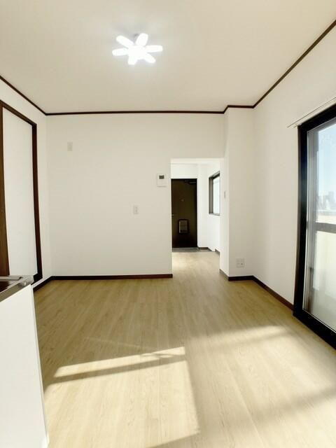 板橋ビルの居間・リビング