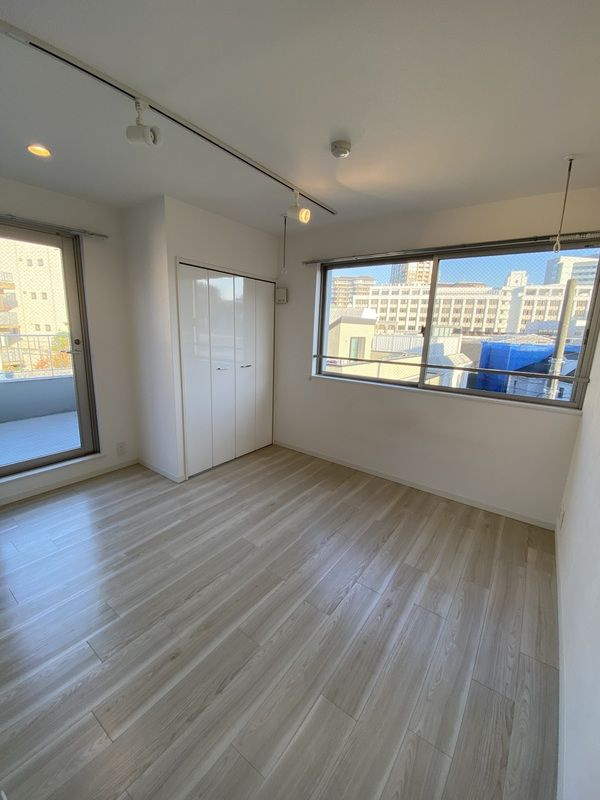 88.HANEZAWAの洋室