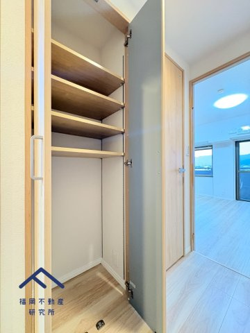 サーパスシティ前原壱番館の収納
