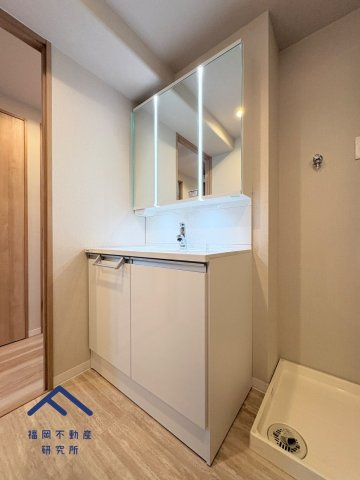 サーパスシティ前原壱番館のランドリースペース