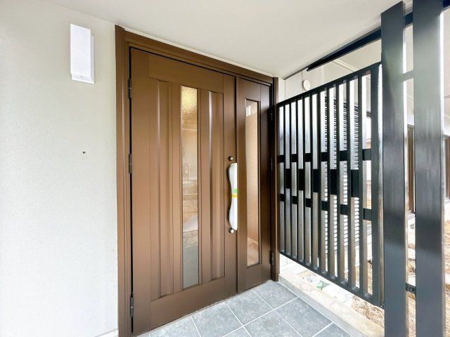 岡崎市本宿町の玄関