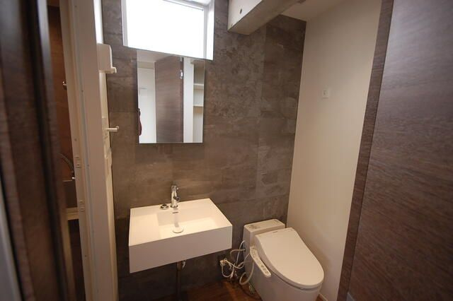 エレガンス・ヴィラの洗面所