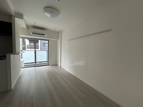 【居間・リビング】リヴシティ横濱末吉町弐番館