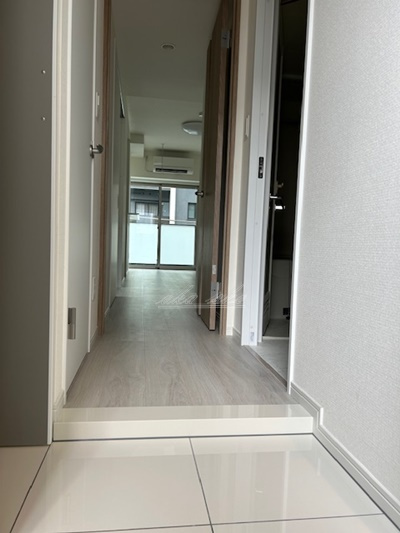 【玄関】リヴシティ横濱末吉町弐番館
