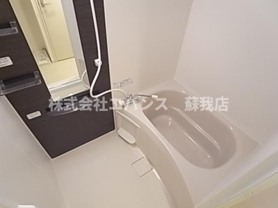 【浴室】 | リブリ・鵜の森 | 落ち着いた空間のお風呂です