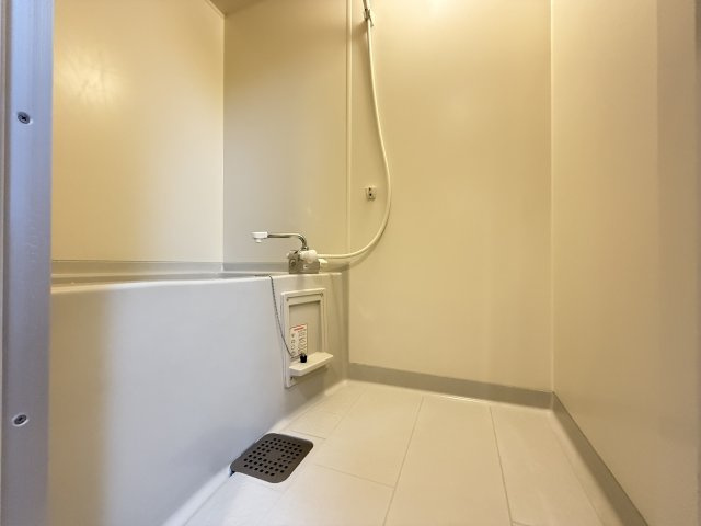 ライフ塩田の浴室