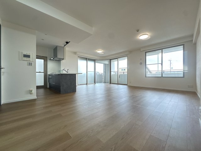 【居間・リビング】 |  パティオ福岡東　WEST棟☆仲介手数料無料☆