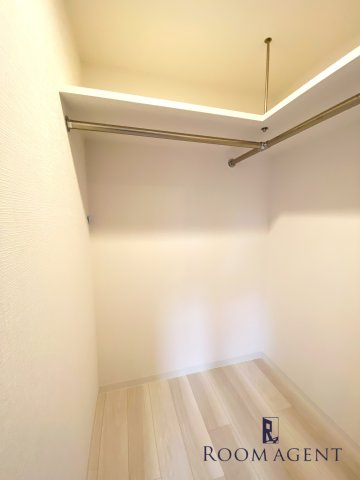 エスプレイス名古屋神宮前の収納