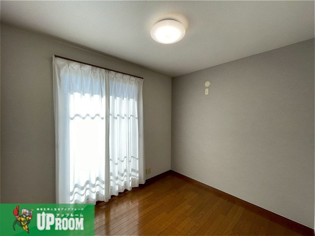 キャトルセゾンの洋室