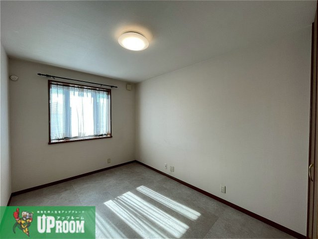 キャトルセゾンの洋室