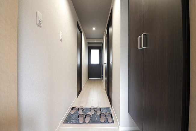 【玄関】 | メロディーハイム八戸ノ里 | トールサイズのシューズボックス完備です♪