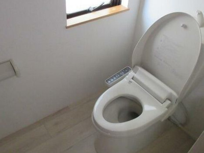 【トイレ】 | シャリエール森下 | 落ち着いたトイレです