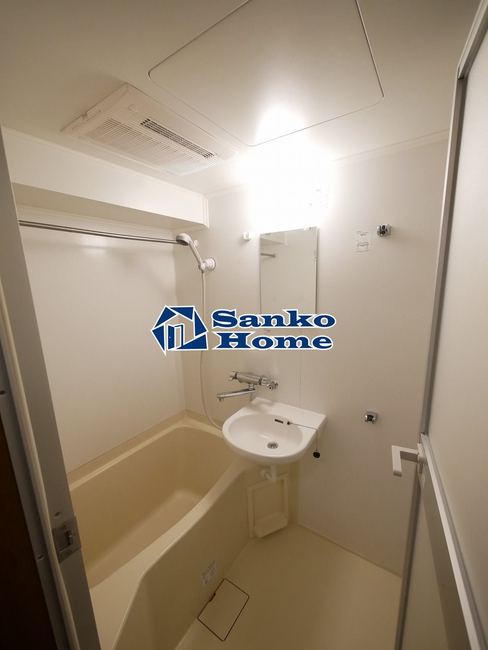 レジデンス千駄木の浴室