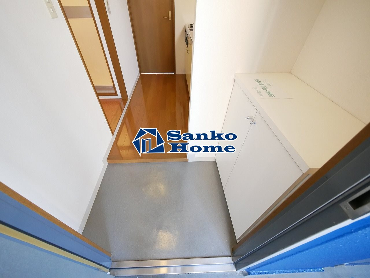 レジデンス千駄木の玄関