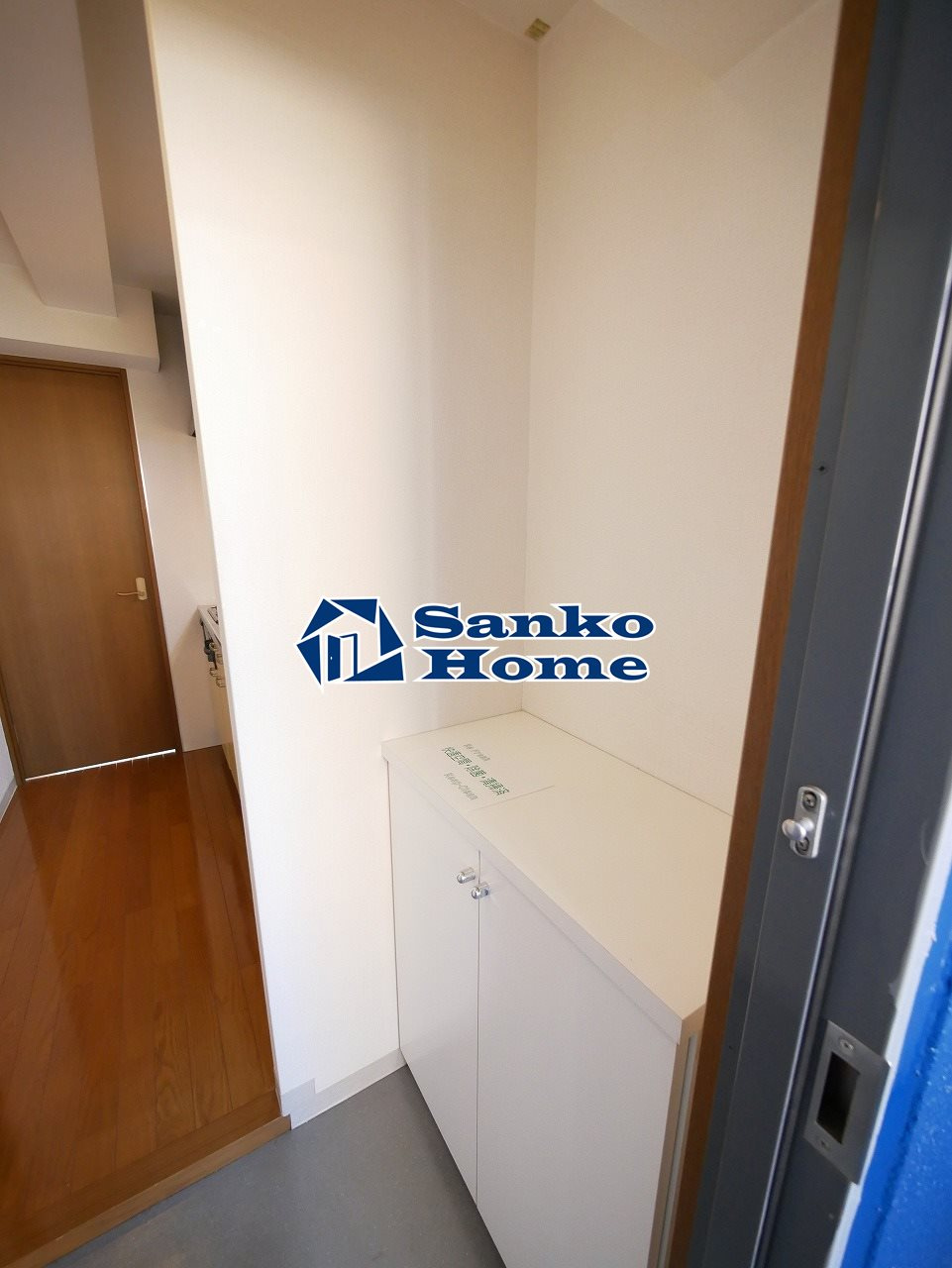 レジデンス千駄木の玄関