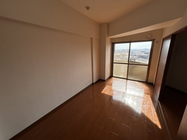 ヒカリエ東海の洋室