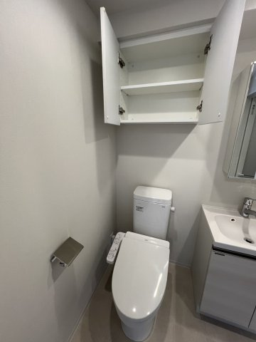 手を伸ばせば予備のペーパー取れます！