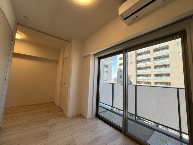 窓も大きいので明るいです！