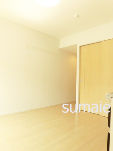 ルピナス昭和町の居間・リビング