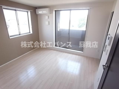 【居間・リビング】 | ルミナス | ゆったり過ごせる居間です