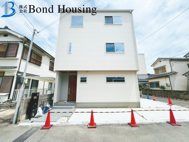 ファミリークロークあり収納豊富　二見町福里　新築限定1棟