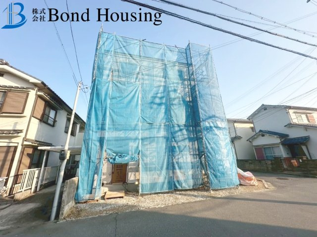 ファミリークロークあり収納豊富　二見町福里　新築限定1棟の前面道路含む現地写真