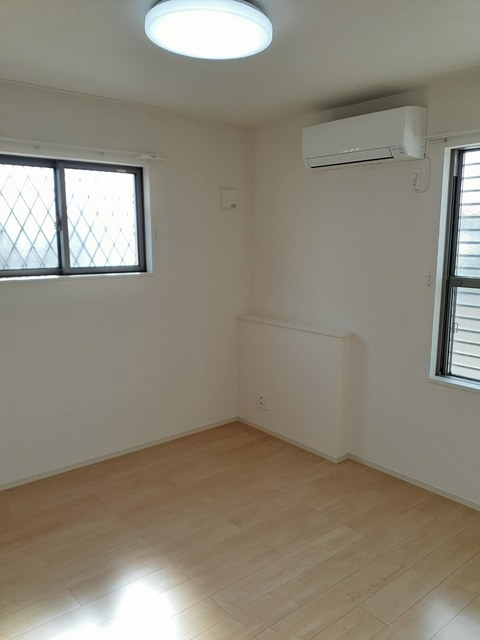 アールブリーゼAの洋室