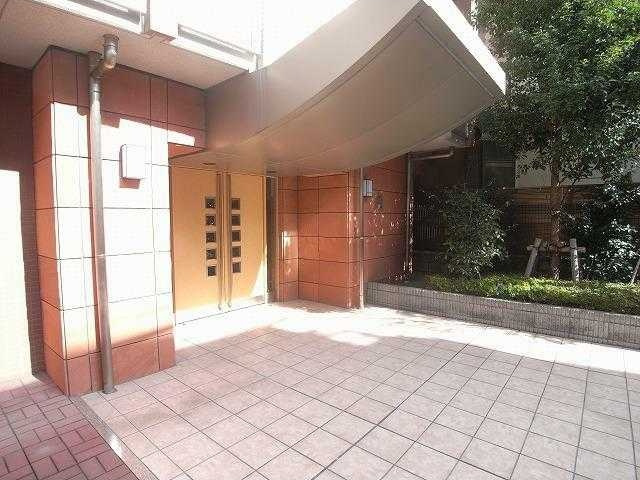 ユニオネスト御茶ノ水のエントランス