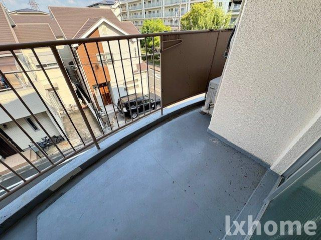 アンフィニィ・橋の内Ⅳのバルコニー|落ち着いた時間を過ごせるバルコニーです