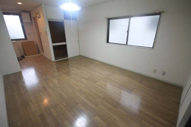 【居間・リビング】