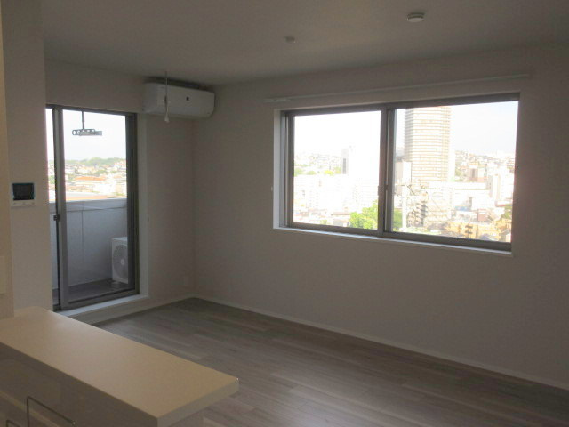 サンテラス協和の洋室