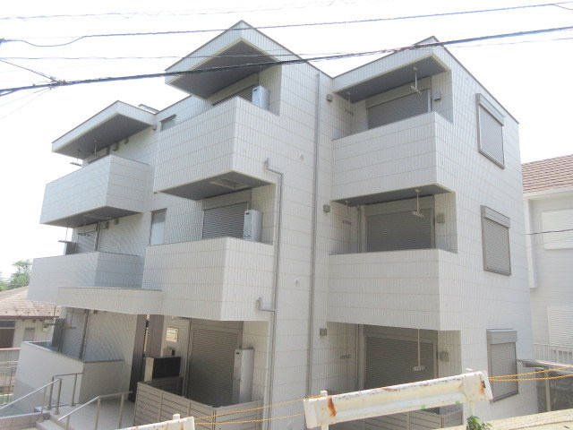 サンテラス協和のエントランス|耐震耐火性に優れた旭化成へーベルメゾン