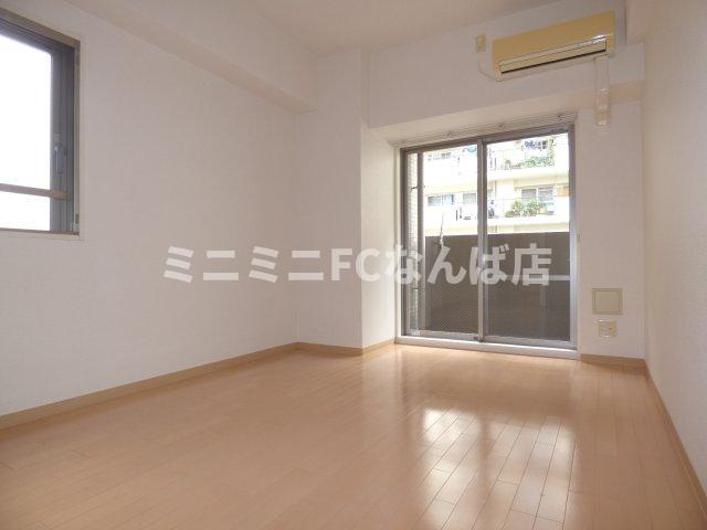 ラナップスクエア阿波座の居間・リビング