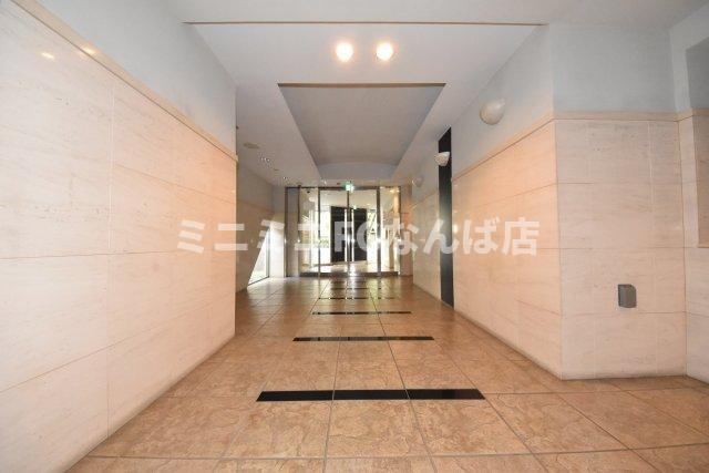 ラナップスクエア阿波座のエントランス