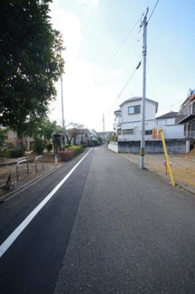 【前面道路含む現地写真】 | 【仲介手数料無料！！】日野市多摩平6丁目　建築条件なし売地（全1区画）1区画　4488万円