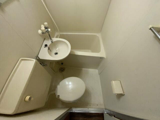 川崎市多摩区南生田３丁目のアパートの浴室