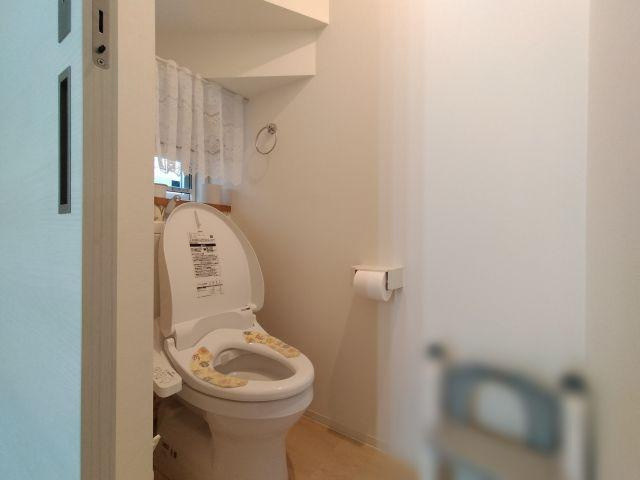 高知市朝倉甲　中古戸建てのトイレ|１F:トイレ