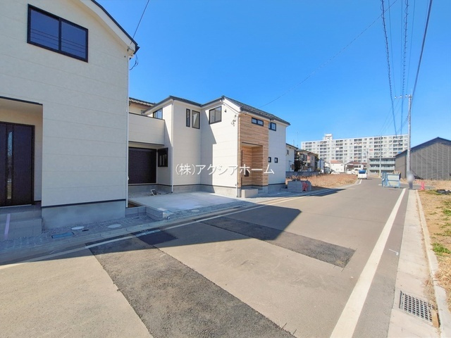 所沢市上安松・全8棟　新築一戸建　1号棟　の前面道路含む現地写真|現地写真（2026年2月19日撮影）