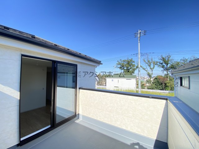 所沢市上安松・全8棟　新築一戸建　1号棟　のバルコニー