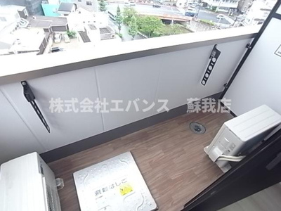 【バルコニー】 | GRAND千葉中央 | 外からの目が気にならないバルコニーで洗濯物が干せます