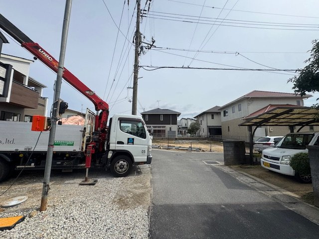 ブルーミングガーデン岡山市東区西大寺川口②号棟の前面道路含む現地写真