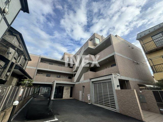 横浜市南区中里１丁目の賃貸マンションの外観