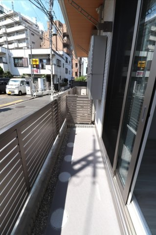 グラナーデ貫井のバルコニー