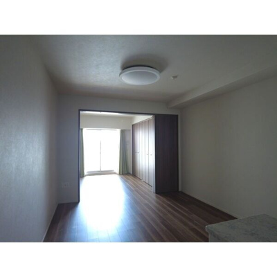 【洋室】 | ラシュレ北浜 | 広々とした洋室です