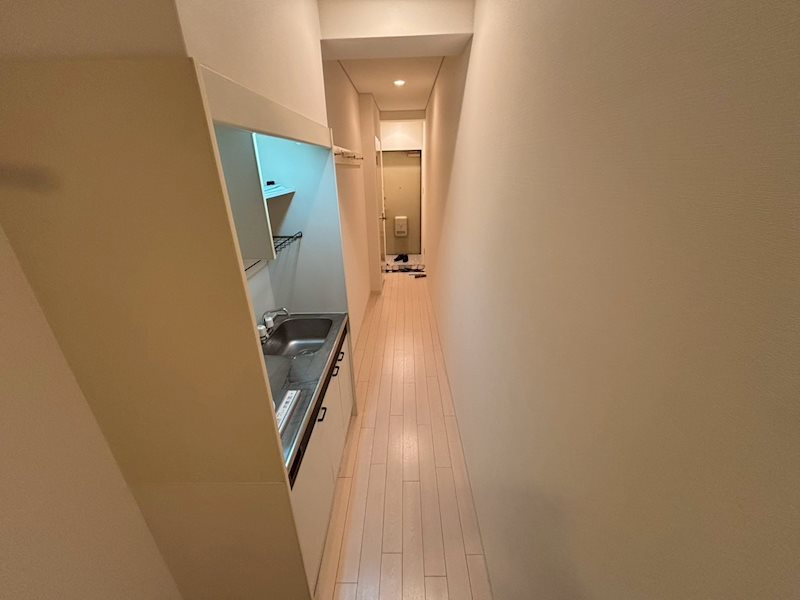 綾小路アパートメントの内装