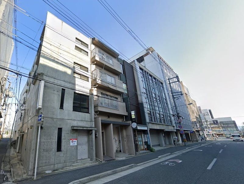 綾小路アパートメントの外観