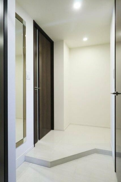 シティハウス目黒ザ・ツインＳＯＵＴＨ棟の玄関