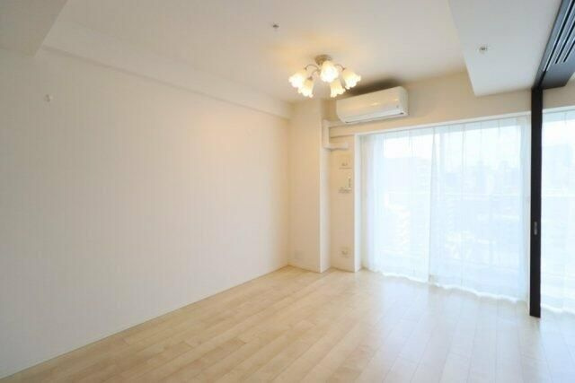 シティハウス目黒ザ・ツインＳＯＵＴＨ棟の居間・リビング