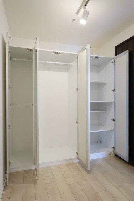 シティハウス目黒ザ・ツインＳＯＵＴＨ棟の収納